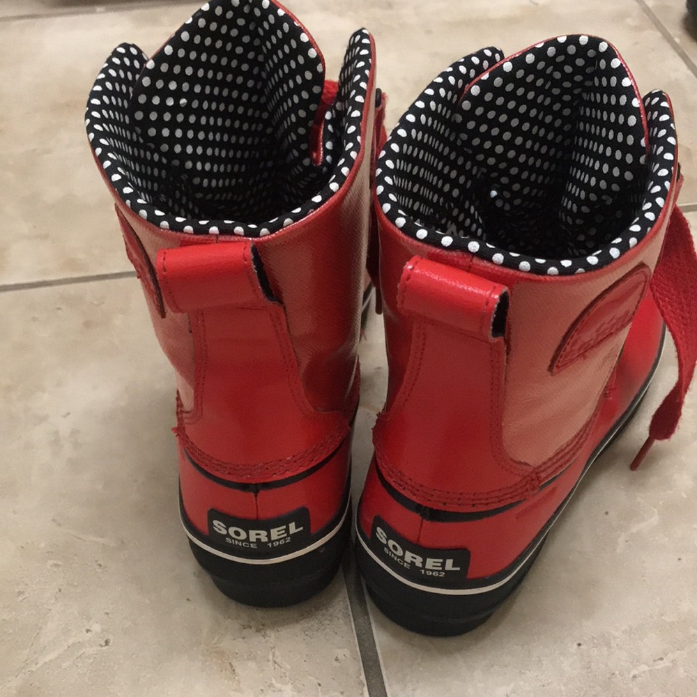 Sorel Tivoli Boots View 2